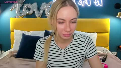 Diana  online show from 03-03-25, 01:42