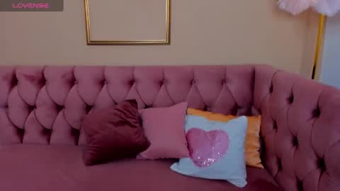 Diana  online show from 03-07-25, 08:45