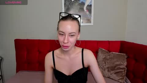 Diana  online show from 09-22-25, 02:02