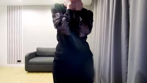 Snapshot of diana_meridor chatting on 01-06-25, 12:05 diana_meridor online show from 01-06-25, 12:05