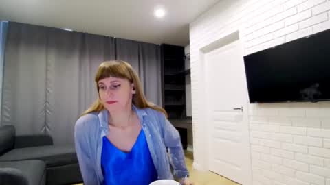 Snapshot of diana_meridor chatting on 10-12-25, 02:05 diana_meridor online show from 10-12-25, 02:05