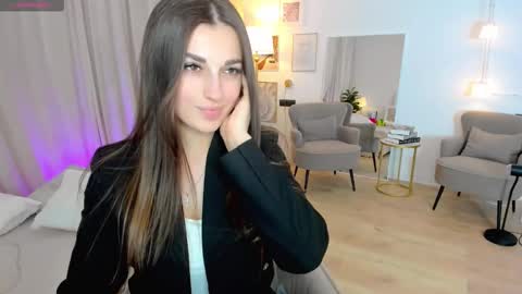 Diana online show from 03-12-26, 01:28