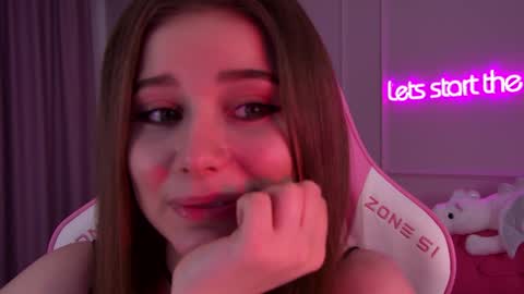 Diana online show from 01-30-25, 11:24