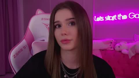 Diana online show from 03-04-25, 07:54