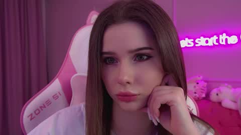 Diana online show from 03-11-25, 06:19