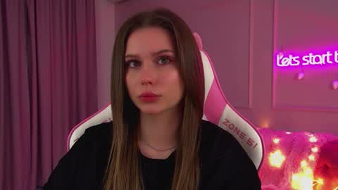 Diana online show from 12-17-25, 06:30