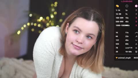 Snapshot of dianaholiday chatting on 02-12-25, 12:33 Olga online show from 02-12-25, 12:33