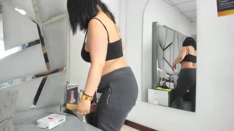 dianarous online show from 10-07-25, 04:20