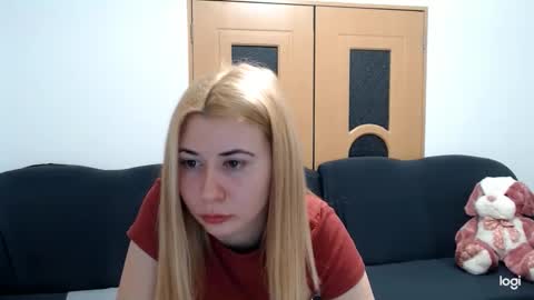 dianasmiey7 online show from 02-05-25, 06:59