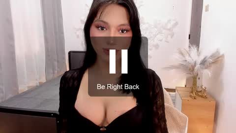 Kianna online show from 12-22-24, 04:39