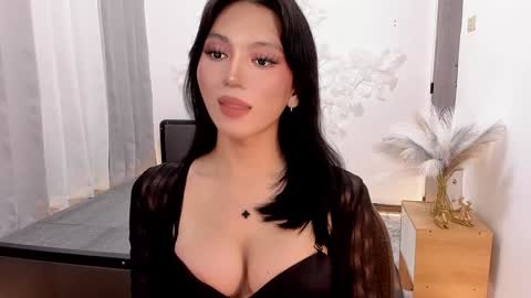 Kianna online show from 12-22-24, 07:44