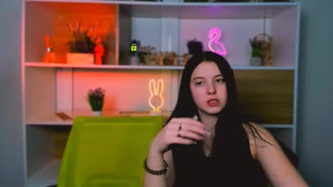 diara ti online show from 12-19-25, 07:21