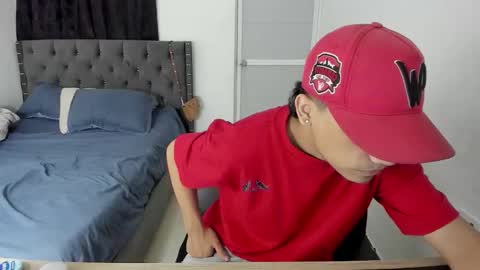 Snapshot of dick_master17 chatting on 12-19-25, 10:55 dick online show from 12-19-25, 10:55