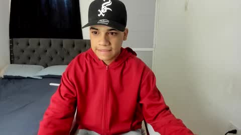 Snapshot of dick_master17 chatting on 01-15-26, 12:10 dick online show from 01-15-26, 12:10