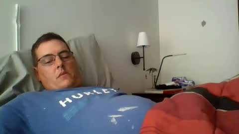 Snapshot of dickcashflow chatting on 07-30-26, 04:11 dickcashflow online show from 07-30-26, 04:11