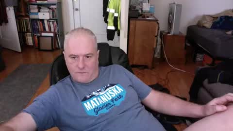 Snapshot of dickflasher5 chatting on 12-19-24, 07:18 Richard Fleischer online show from 12-19-24, 07:18