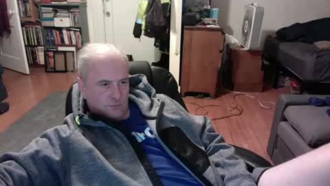 Snapshot of dickflasher5 chatting on 01-05-25, 06:13 Richard Fleischer online show from 01-05-25, 06:13