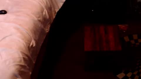 Snapshot of dickgiggler chatting on 10-10-25, 04:11 Sparkx online show from 10-10-25, 04:11