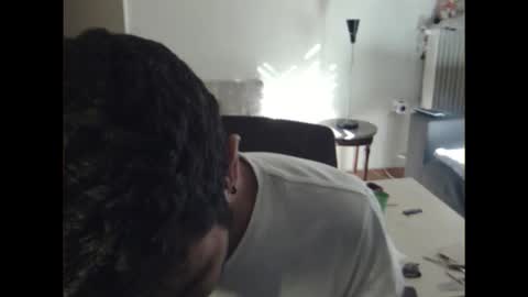 Snapshot of dickus_biggus chatting on 10-05-25, 01:09 dickus_biggus online show from 10-05-25, 01:09