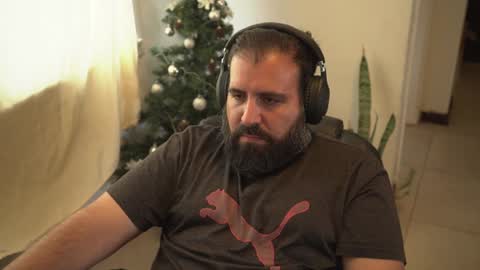 Snapshot of dicristalino chatting on 12-02-24, 05:59 Cristian Dipolino online show from 12-02-24, 05:59