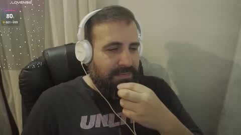 Snapshot of dicristalino chatting on 11-01-25, 04:14 Cristian Dipolino online show from 11-01-25, 04:14