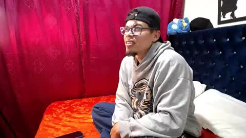 Snapshot of diego_sw09 chatting on 12-02-25, 03:45 DIEGO online show from 12-02-25, 03:45