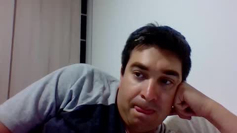 Diego online show from 02-08-26, 02:37