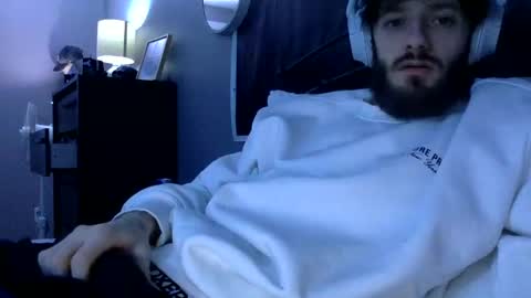 Snapshot of digbicknik chatting on 02-01-25, 01:09 digbicknik online show from 02-01-25, 01:09