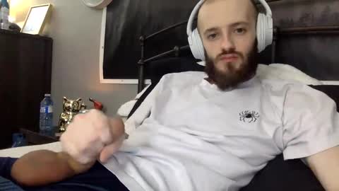 Snapshot of digbicknik chatting on 02-09-25, 04:29 digbicknik online show from 02-09-25, 04:29