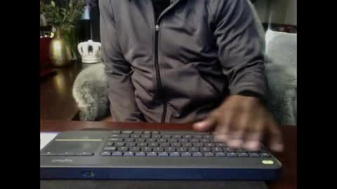 Snapshot of digitalpimpn chatting on 02-12-26, 12:22 The Digital Pimp.... online show from 02-12-26, 12:22