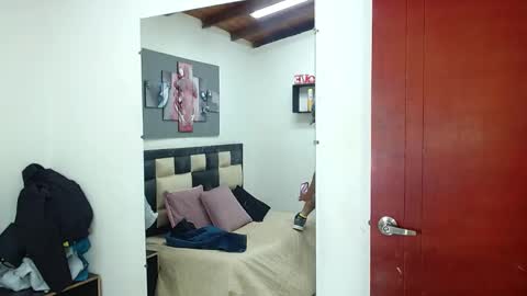 diiego_xxx online show from 01-12-25, 07:42