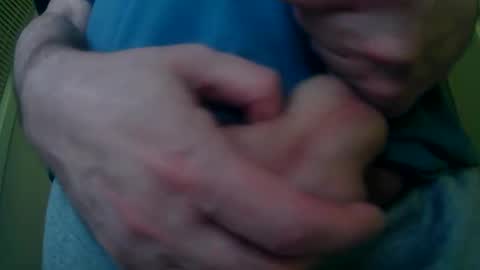 Snapshot of diki3333333333 chatting on 01-21-25, 06:43 Nick online show from 01-21-25, 06:43