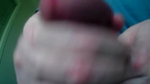 Snapshot of diki3333333333 chatting on 01-30-25, 12:27 Nick online show from 01-30-25, 12:27