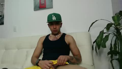 Snapshot of dilanxxx8888 chatting on 10-29-25, 06:26 dilanxxx8888 online show from 10-29-25, 06:26