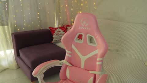 Snapshot of dilara_foxx chatting on 12-09-24, 12:08 Dilara online show from 12-09-24, 12:08