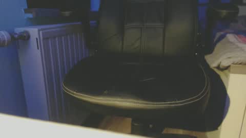 Snapshot of dildolover1278 chatting on 12-14-24, 04:09 dildolover1278 online show from 12-14-24, 04:09