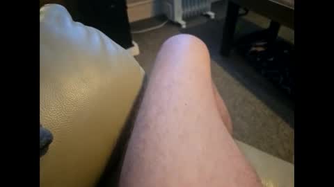 Snapshot of dilf232323 chatting on 11-08-25, 08:25 Dilf online show from 11-08-25, 08:25