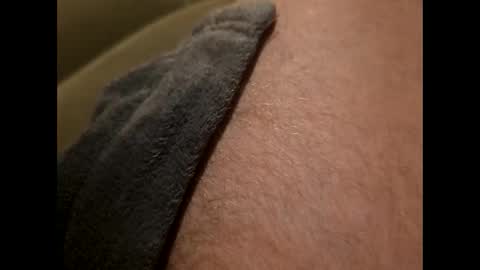 Snapshot of dilf232323 chatting on 11-19-25, 07:08 Dilf online show from 11-19-25, 07:08