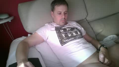 dili999 online show from 10-06-25, 05:32