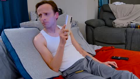 Snapshot of dilldough405 chatting on 01-13-25, 02:18 Dilldough405 online show from 01-13-25, 02:18