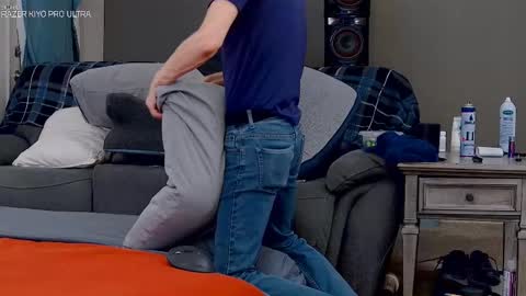 Snapshot of dilldough405 chatting on 10-23-25, 11:57 Dilldough405 online show from 10-23-25, 11:57