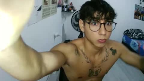 Snapshot of dillom420 chatting on 12-03-25, 07:23 dillom420 online show from 12-03-25, 07:23