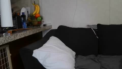 Snapshot of dimepiecexxx chatting on 10-26-25, 10:32 Sofie online show from 10-26-25, 10:32