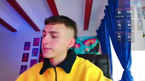 Julian Independent Model online show from 03-09-25, 10:52