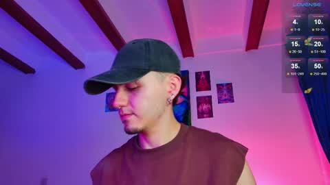 Julian Independent Model online show from 09-17-25, 06:15