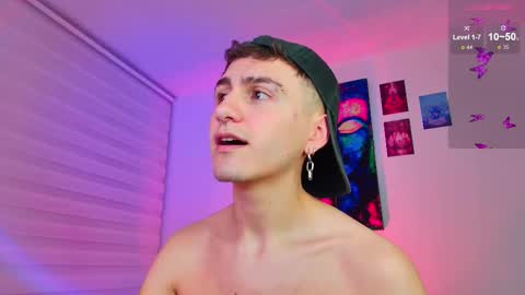 Julian Independent Model online show from 01-18-26, 04:49