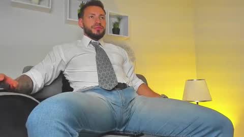 Snapshot of dimitri_master chatting on 09-16-25, 12:22 Angel Dimitri online show from 09-16-25, 12:22