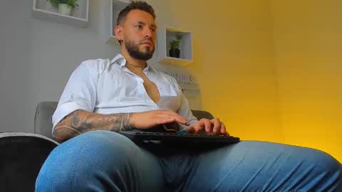 Snapshot of dimitri_master chatting on 09-25-25, 08:56 Angel Dimitri online show from 09-25-25, 08:56