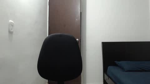 Dimitri online show from 01-08-25, 02:57