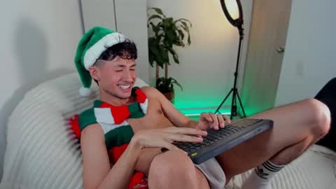 Snapshot of dimitri_targaryen chatting on 12-21-24, 03:14 Fabian online show from 12-21-24, 03:14